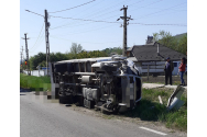 Zeci de oi omorâte într-un accident în comuna Stănilești! (FOTO)