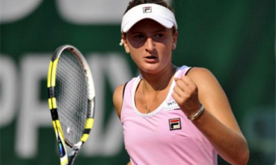 Irina Begu, învinsă de Jelena Ostapenko - Sportiva noastră, eliminată în turul trei de la Wimbledon 2022