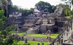 Cum a dispărut civilizația mayașă