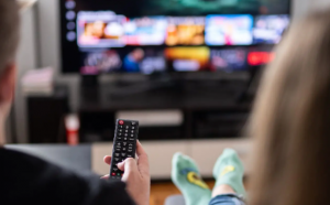 Tinerii au renunțat să se mai uite la televizor