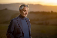 Cum și-a pierdut vederea tenorul Andrea Bocelli