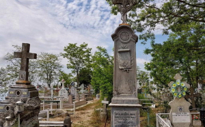 Cimitirul din Sulina: un loc unic în țara noastră. 