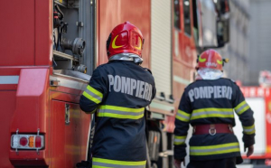 Incendiu violent la Bacău
