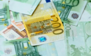 Ce bancnote vor dispărea din circulație în zona euro