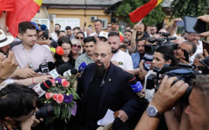 Cristian Popescu Piedone a comandat 100 de mici la un restaurant. Bucătarul a rămas uimit