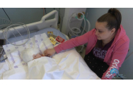   Miracolul de Sfântul Nicolae - O fetiţă de 3 ani s-a detubat singură, după ce a fost operată de o tumoră gigant