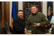 Stupoare în Ucraina: Zelenski l-a demis pe șeful armatei și a doua zi l-a decorat