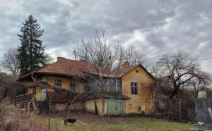 Casa în care a locuit Eminescu la Cernăuți, victimă a războiului