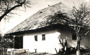 Casa „Amintirilor din copilărie“, înainte și după restaurare. Memorialul Ion Creangă din Humulești va fi redeschis