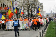  LUNA PENTRU VIAȚĂ 2024: peste 200 de activități derulate și organizarea MARȘULUI PENTRU VIAȚĂ în 16 localități din Arhiepiscopia Iașilor