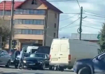 Un copil a fost filmat în timp ce conducea un BMW în județul Suceava