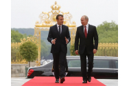 Lovitură de Teatru de Ziua Z: Macron îl invită pe Putin în Franța