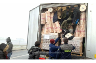 Vama Nădlac. 21 de cetăţeni din Irak, Egipt și Siria, ascunşi într-un camion